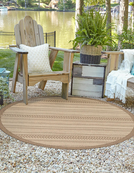Beige 6' x 6' Outdoor Border Round Rug