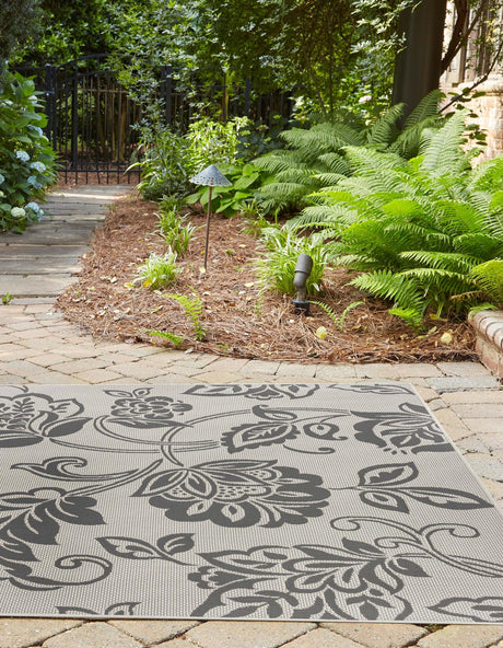 Gray 6' 1 x 6' 1 Outdoor Botanical Square Area Rug Weather Resistant for Patio, Deck, Terrace, Balcony, Porch