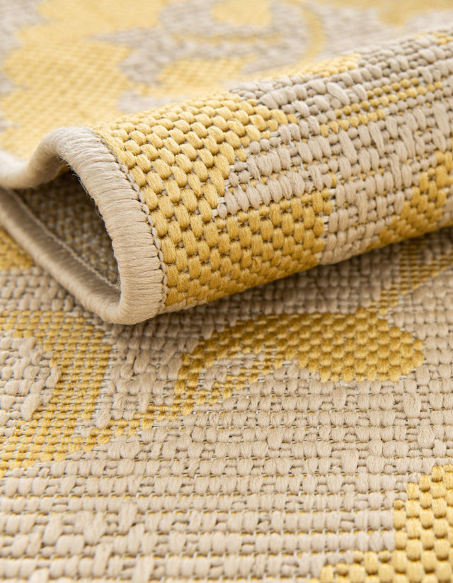 Yellow 6' 1 x 6' 1 Outdoor Botanical Round Rug