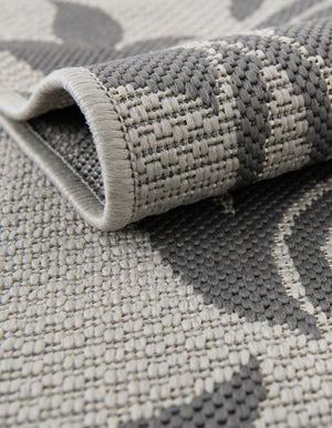 Gray 5' 3 x 8' Outdoor Botanical Rectangle Rug