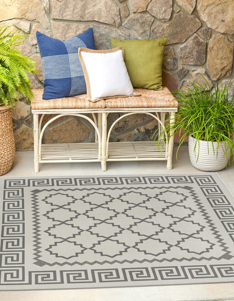 Gray 6' 1 x 6' 1 Outdoor Trellis Square Rug