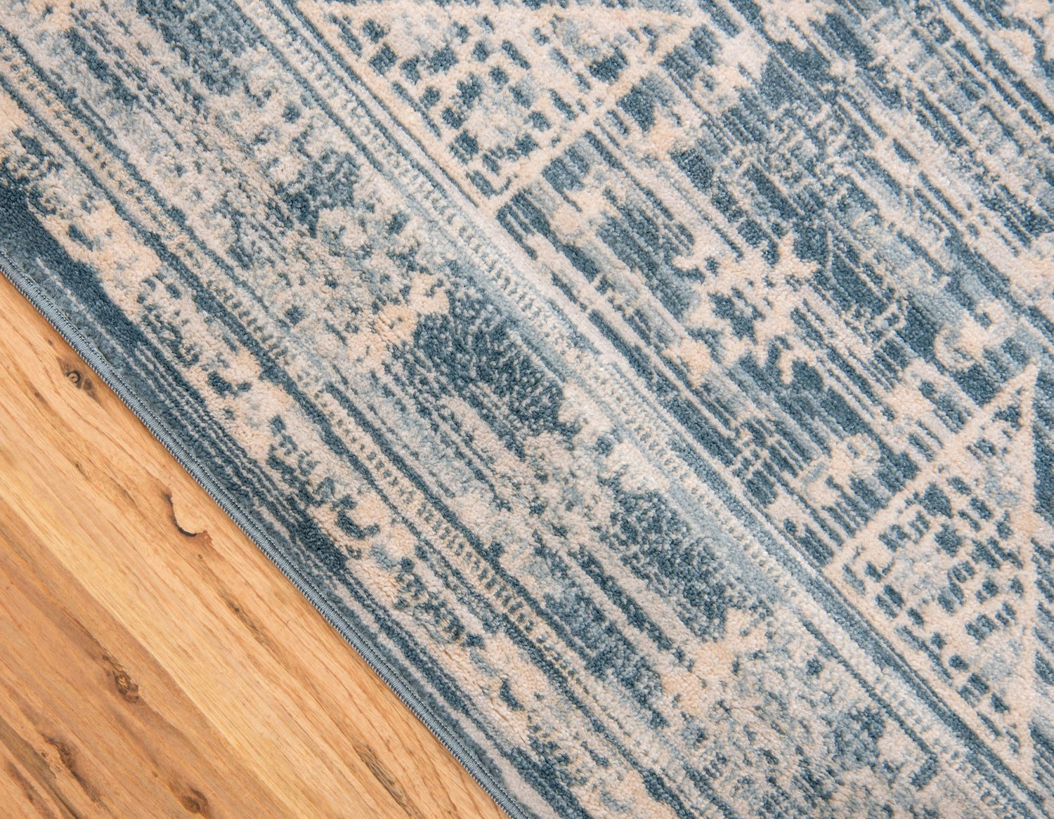 Blue 2' 2 x 3' Paris Rectangle Area Rug