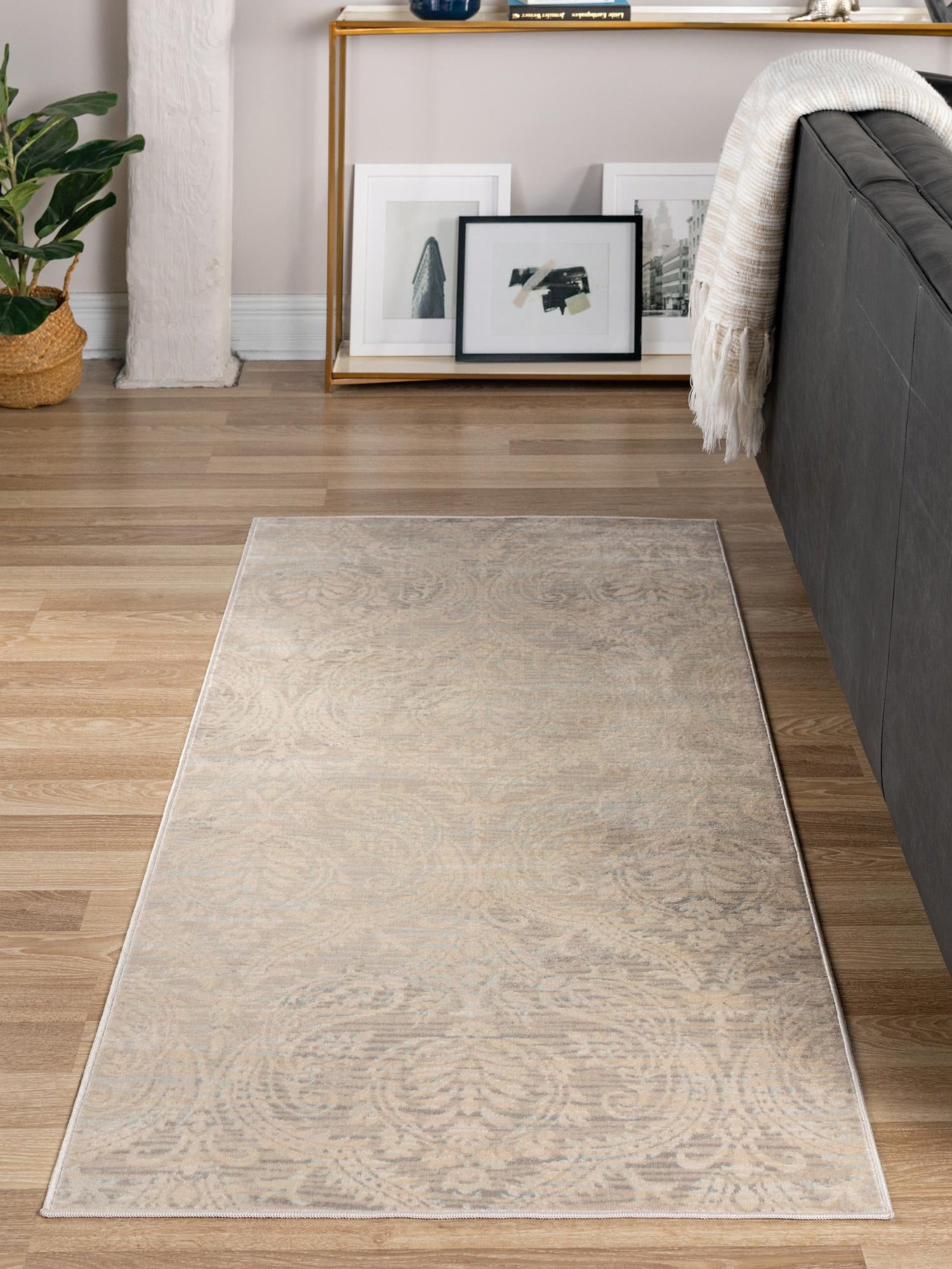 Gray 2' 7 x 6' Paris Runner Area Rug