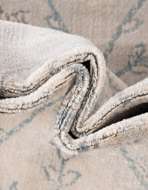 Beige 2' 7 x 6' Paris Runner Area Rug