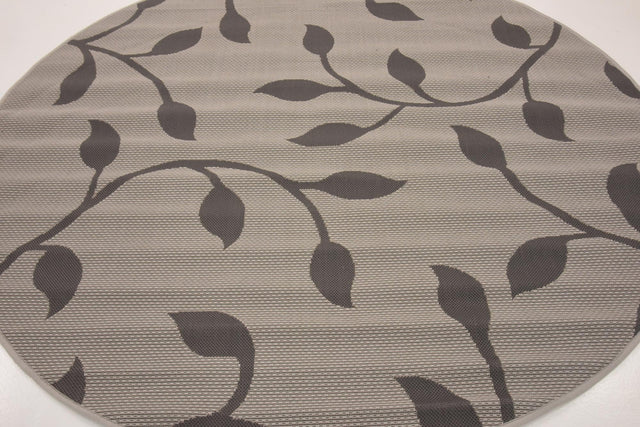 Gray 6' 1 x 6' 1 Outdoor Botanical Round Rug