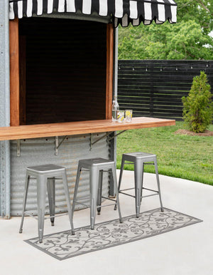 Gray 2' 2 x 6' 1 Outdoor Botanical Runner Rug