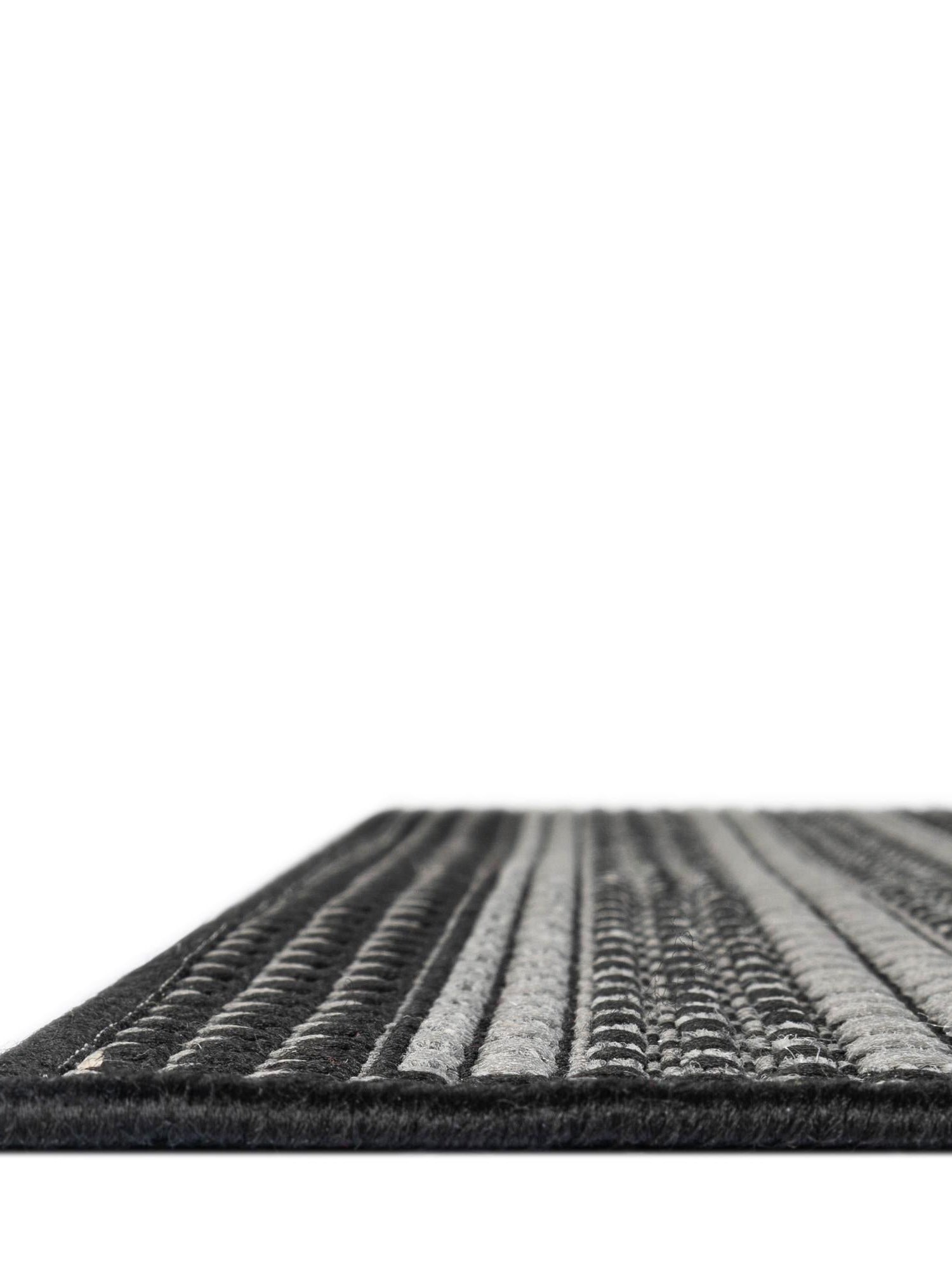 Gray 2' 2 x 3' 1 Outdoor Border Rectangle Area Rug Weather Resistant for Patio, Deck, Terrace, Balcony, Porch 100% Polypropylene Classic Bordered Carpet for Sale at Rug Engine