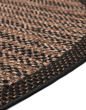 Brown 6' x 6' Outdoor Border Round Rug