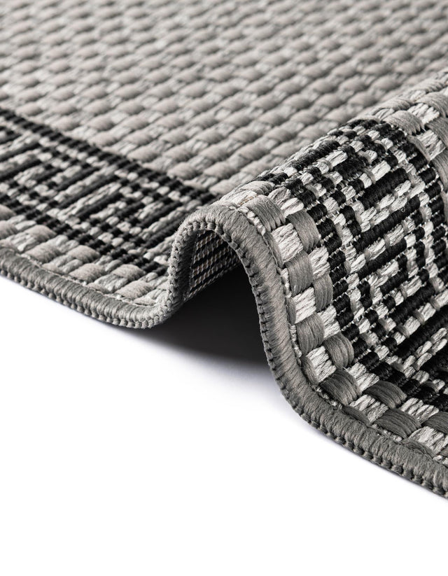 Gray 9' x 12' Outdoor Border Rectangle Rug