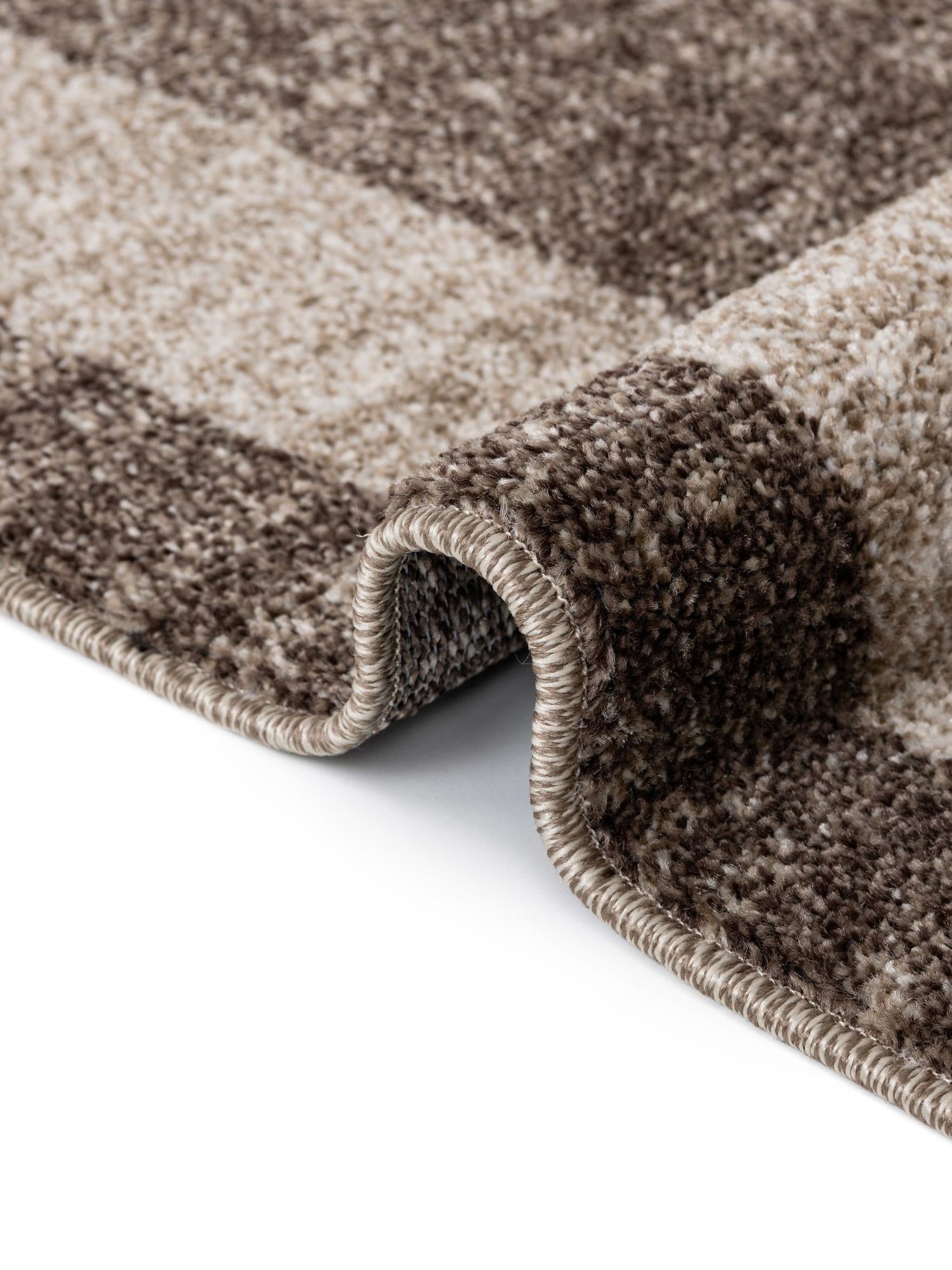 Light Brown 7' 10 x 7' 10 Del Mar Round Area Rug 100% Polypropylene Easy Clean Stain Resistant Vivid Modern Carpet Mat for Home Decor Interior Designing for Sale at Rug Engine