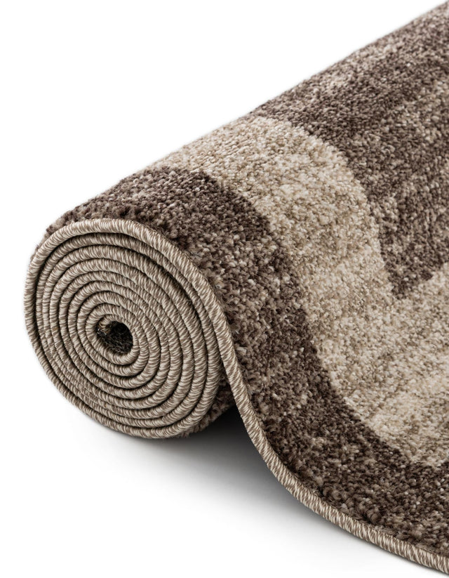Light Brown 2' x 6' 1 Del Mar Runner Area Rug 100% Polypropylene Easy Clean Stain Resistant Vivid Modern Carpet Mat for Home Decor Interior Designing for Sale at Rug Engine
