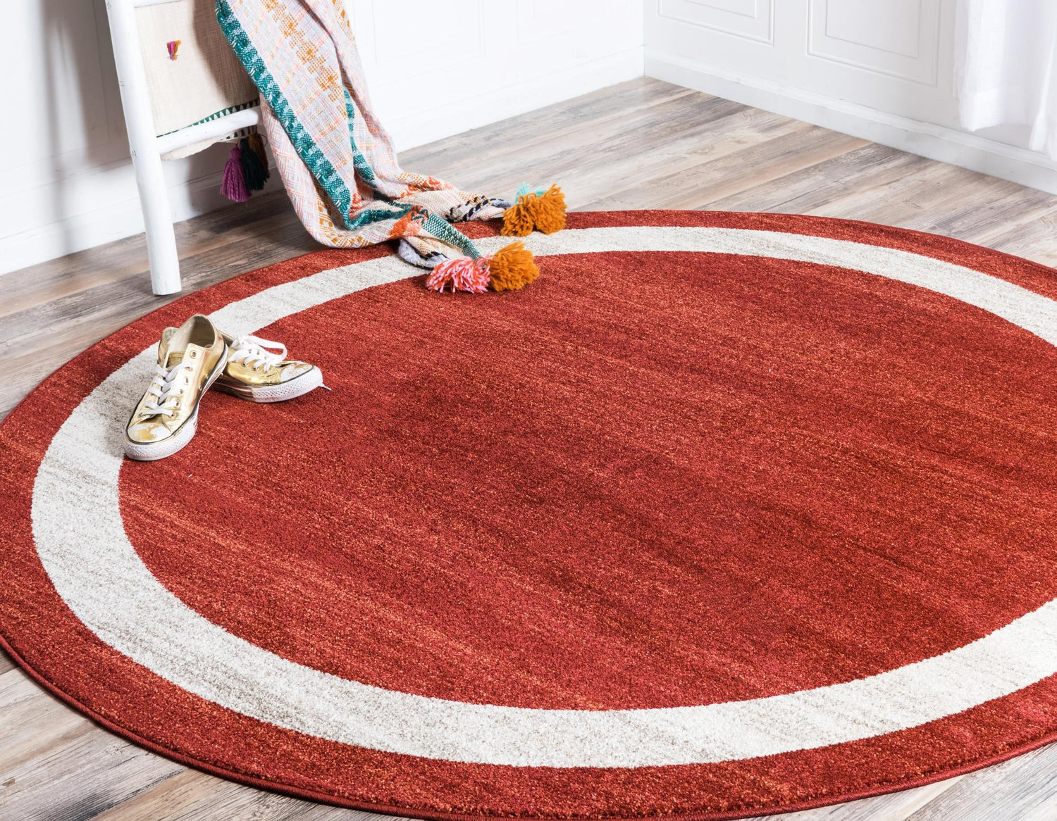 Terracotta 7' 10 x 7' 10 Del Mar Round Area Rug 100% Polypropylene Easy Clean Stain Resistant Vivid Modern Carpet Mat for Home Decor Interior Designing for Sale at Rug Engine