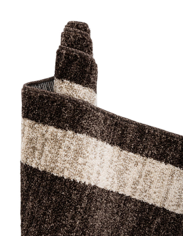 Brown 3' 1 x 5' 3 Del Mar Rectangle Area Rug 100% Polypropylene Easy Clean Stain Resistant Vivid Modern Carpet Mat for Home Decor Interior Designing for Sale at Rug Engine