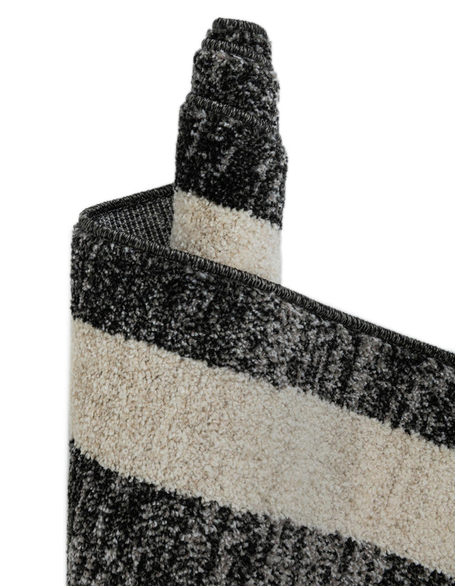 Black 3' 1 x 5' 3 Del Mar Rectangle Area Rug 100% Polypropylene Easy Clean Stain Resistant Vivid Modern Carpet Mat for Home Decor Interior Designing for Sale at Rug Engine