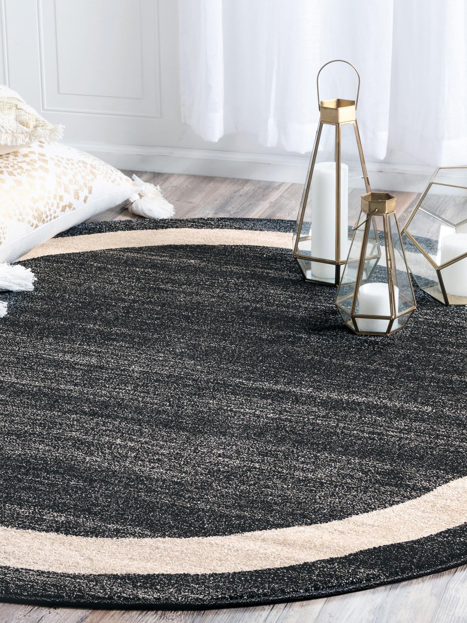 Black 6' 1 x 6' 1 Del Mar Round Area Rug 100% Polypropylene Easy Clean Stain Resistant Vivid Modern Carpet Mat for Home Decor Interior Designing for Sale at Rug Engine