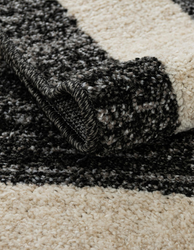 Black 7' 10 x 7' 10 Del Mar Round Area Rug 100% Polypropylene Easy Clean Stain Resistant Vivid Modern Carpet Mat for Home Decor Interior Designing for Sale at Rug Engine