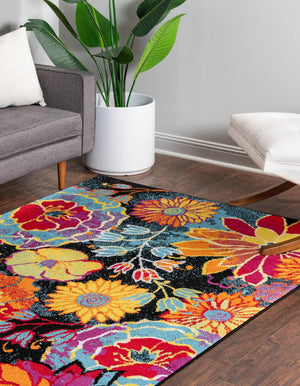 Black 4' x 6' Lyon Rectangle Rug