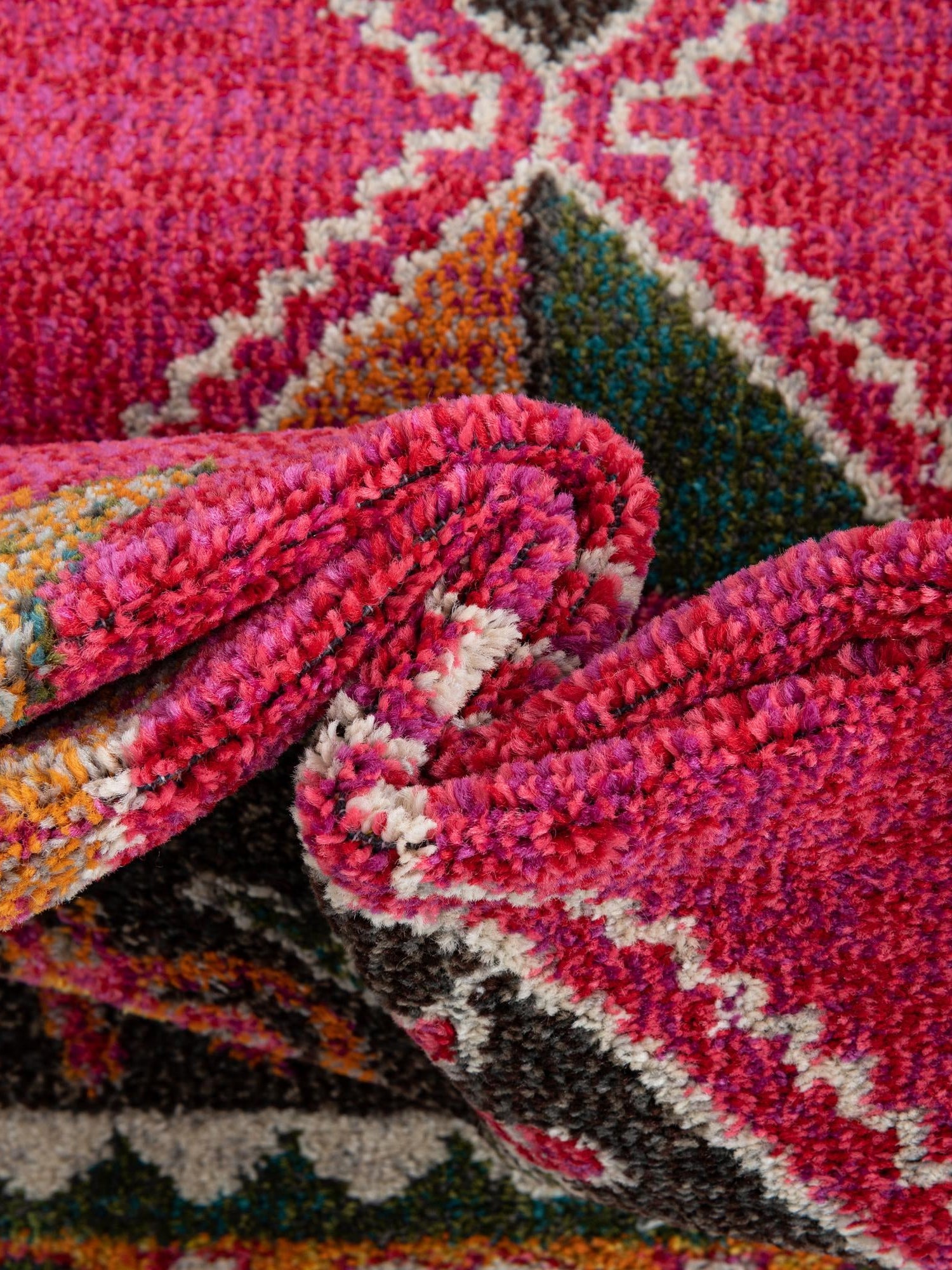 Pink 4' 1 x 6' 1 Sedona Rectangle Area Rug