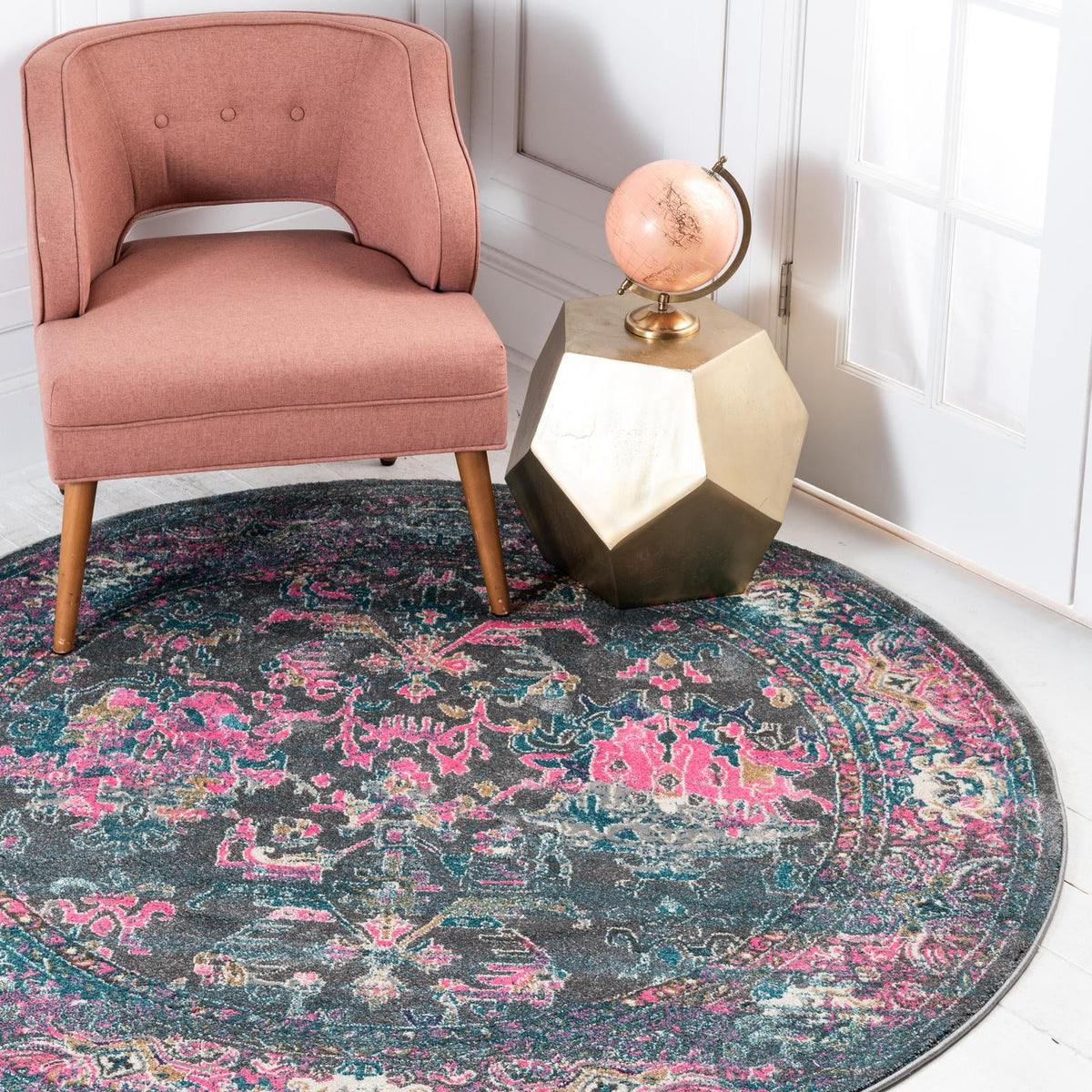 Gray 8' x 8' Aurora Round Area Rug 60% Polypropylene & 40% Polyester L ...