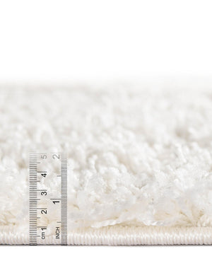 Snow White 5' 1 x 8' Solid Shag Rectangle Rug