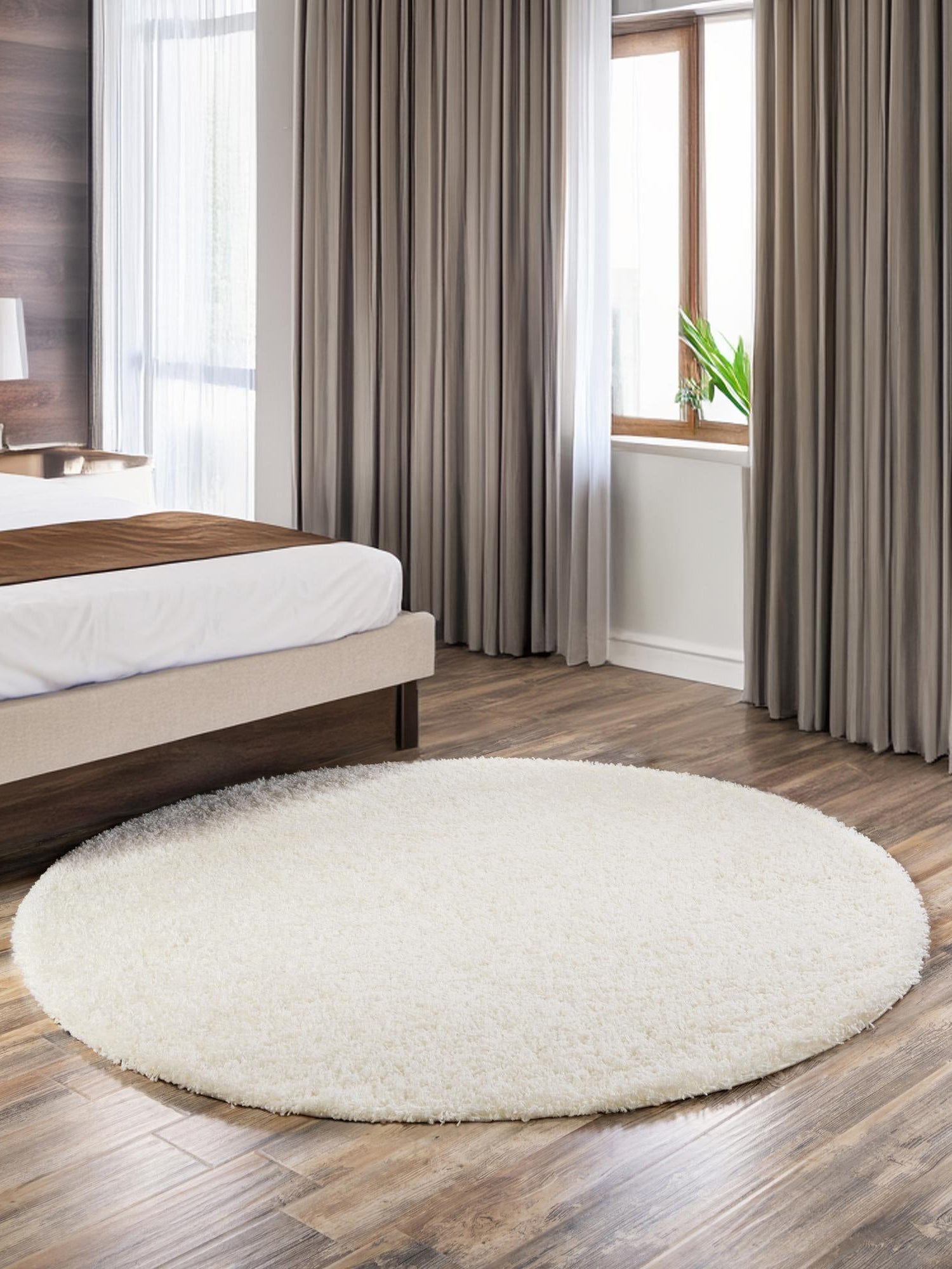 Snow White 4' 1 x 4' 1 Solid Shag Round Area Rug Thick Soft Touch Fluffy & Plush Shaggy Pile Durable Minimalist Carpet for Classic Interior Design for Sale at Rug Engine