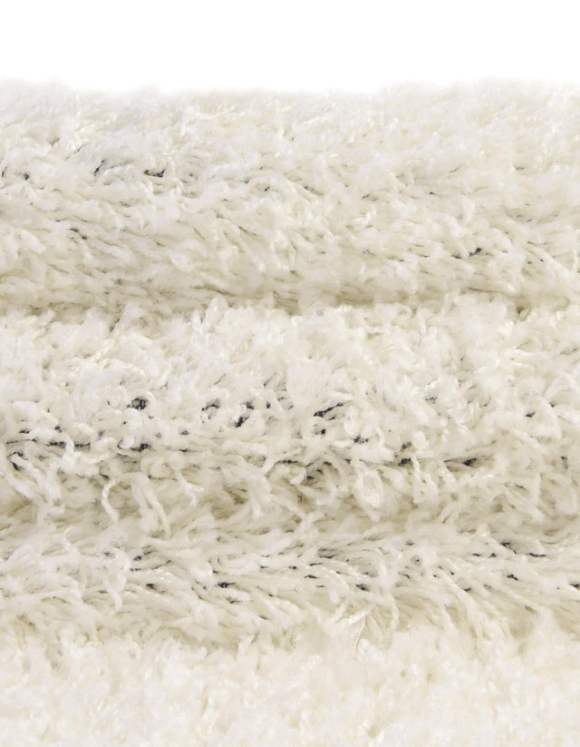 Snow White 6' 1 x 6' 1 Solid Shag Round Area Rug Thick Soft Touch Fluffy & Plush Shaggy Pile