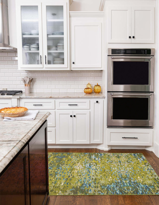 Green 2' 7 x 10' Jardin Runner Area Rug 100% Polypropylene With Cotton Backing Colorful & Vivid Modern Carpet for Home Decor for Sale at Rug Engine