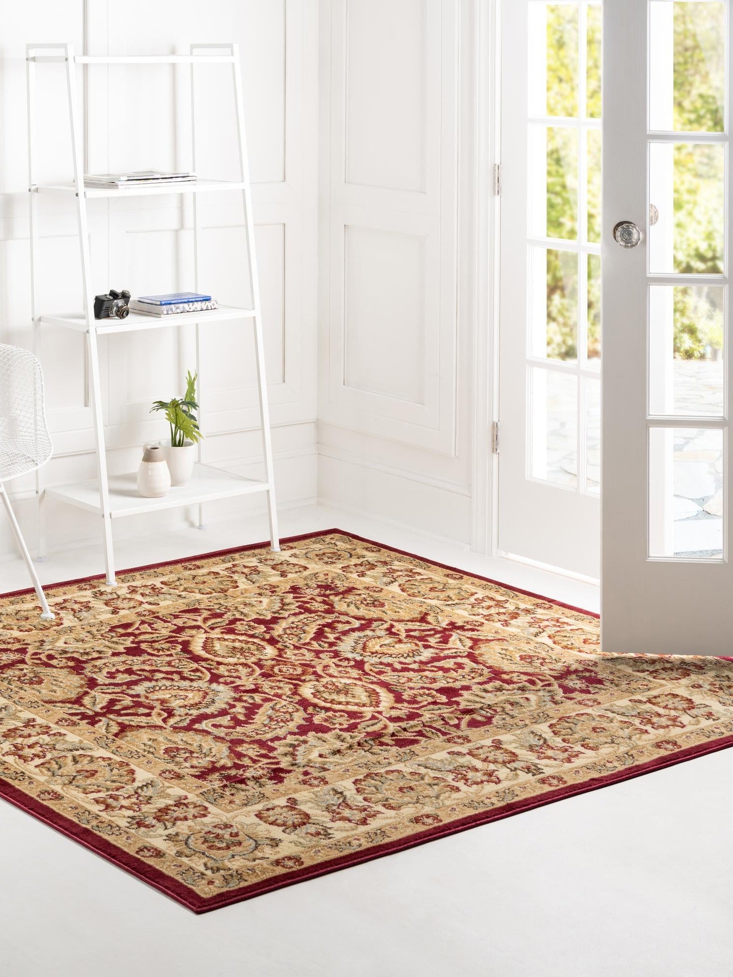 Red 4' 1 x 4' 1 Voyage Square Area Rug