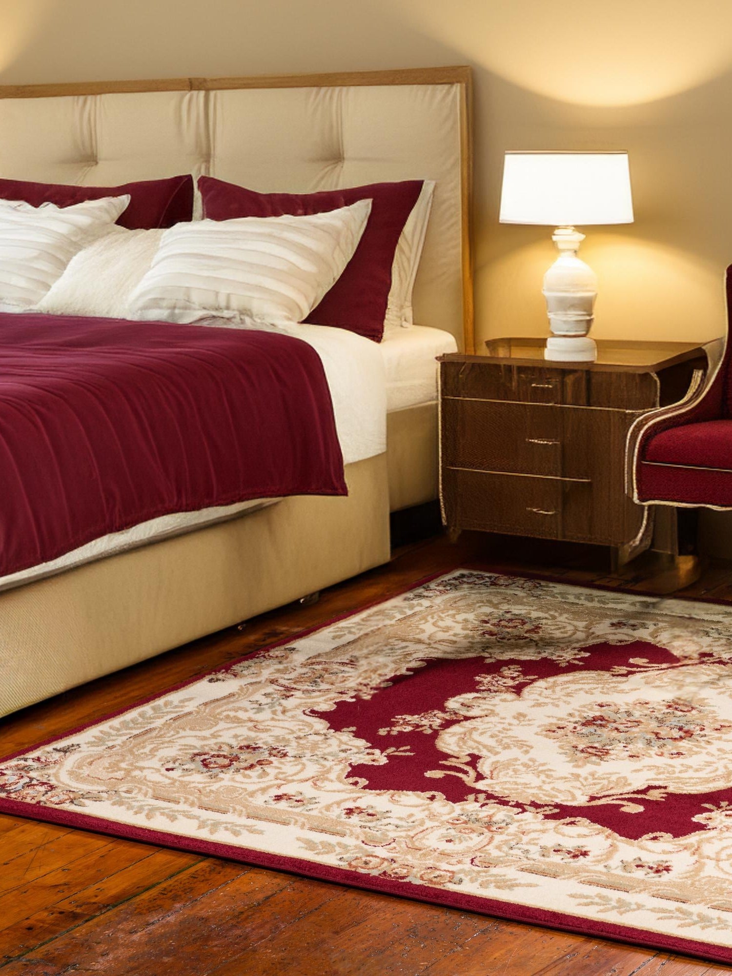 Red 4' 1 x 4' 1 Versailles Square Area Rug