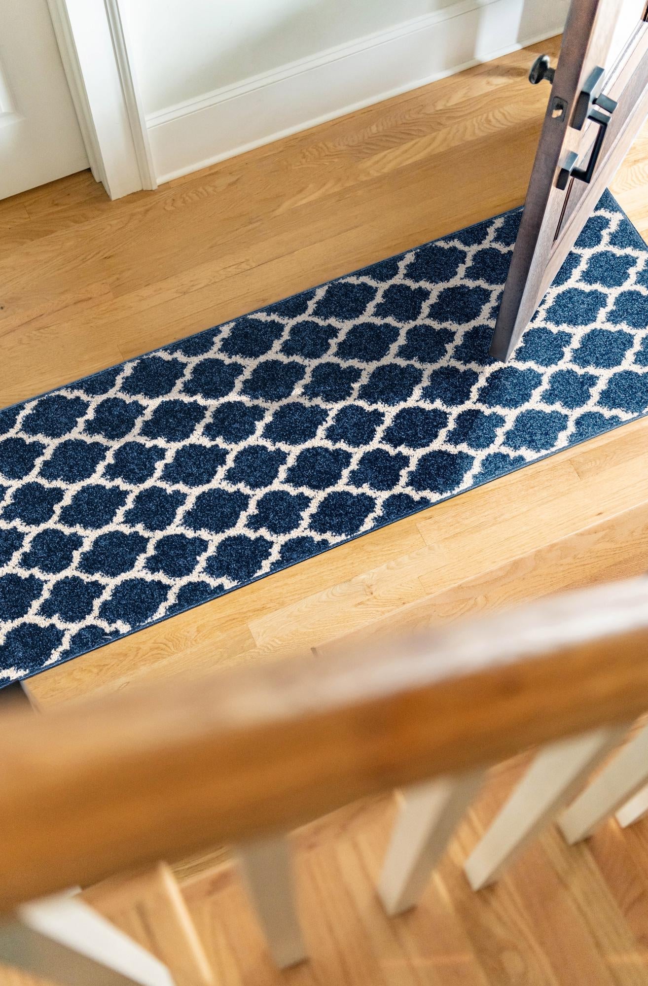 Dark Blue 2' 7 x 10' Trellis Runner Area Rug