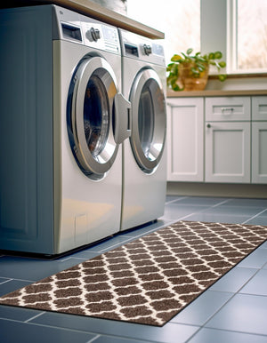 Brown 2' 7 x 13' 1 Trellis Runner Area Rug