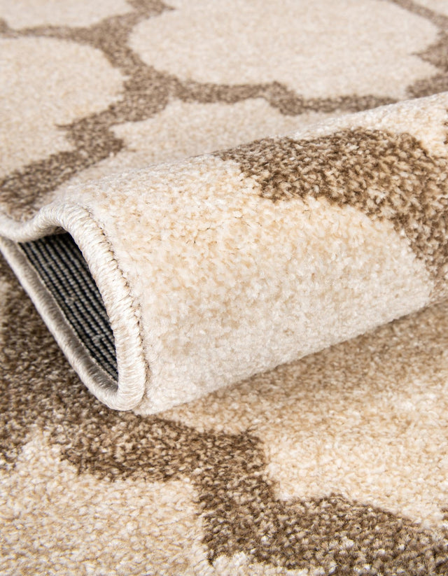 Beige and Light Brown 7' 10 x 7' 10 Trellis Square Area Rug