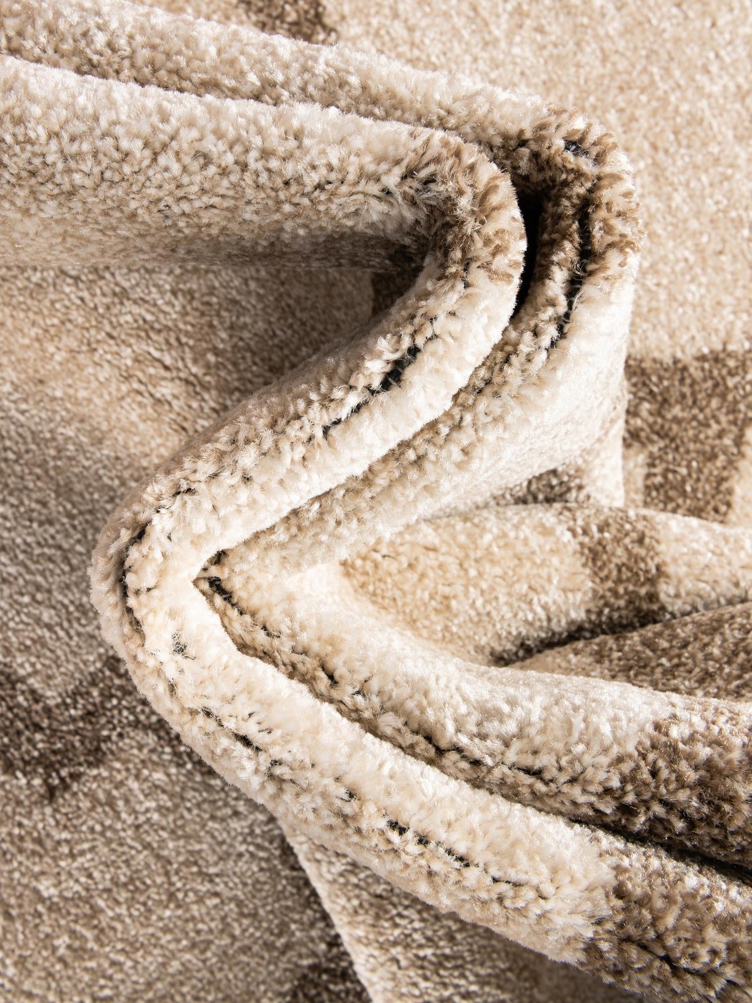 Beige and Light Brown 7' 10 x 7' 10 Trellis Square Area Rug