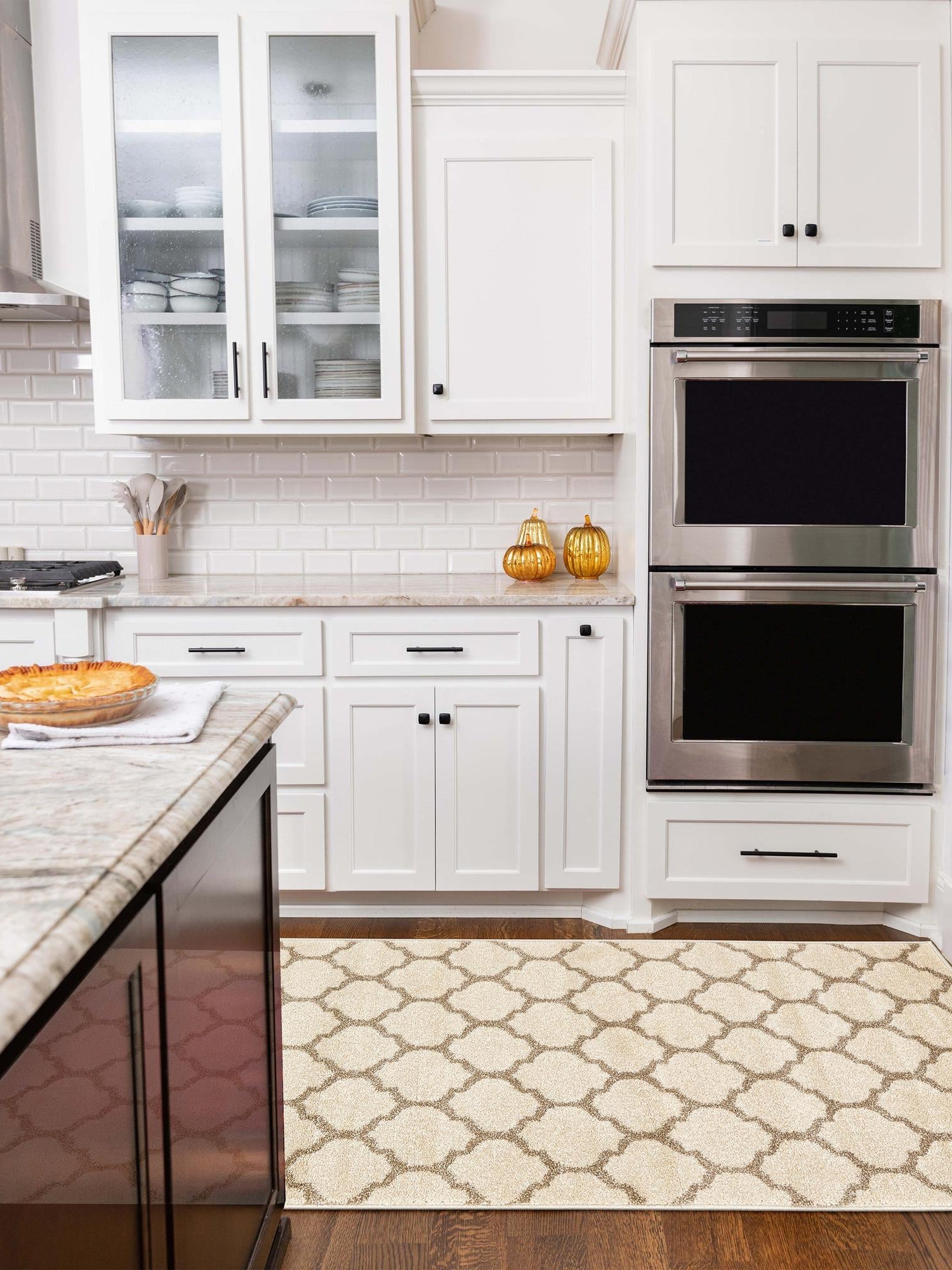 Beige and Light Brown 2' 7 x 19' 8 Trellis Runner Area Rug