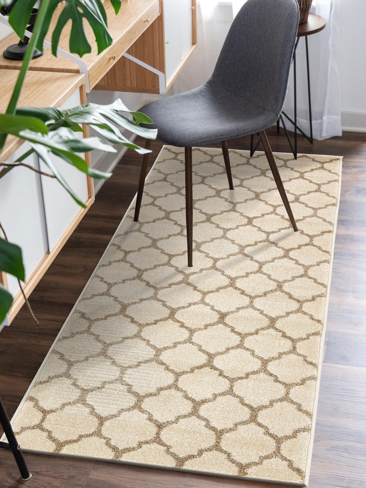 Beige and Light Brown 2' 7 x 13' 1 Trellis Runner Area Rug