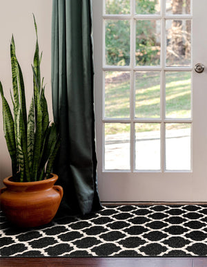 Black 2' 7 x 10' Trellis Runner Area Rug