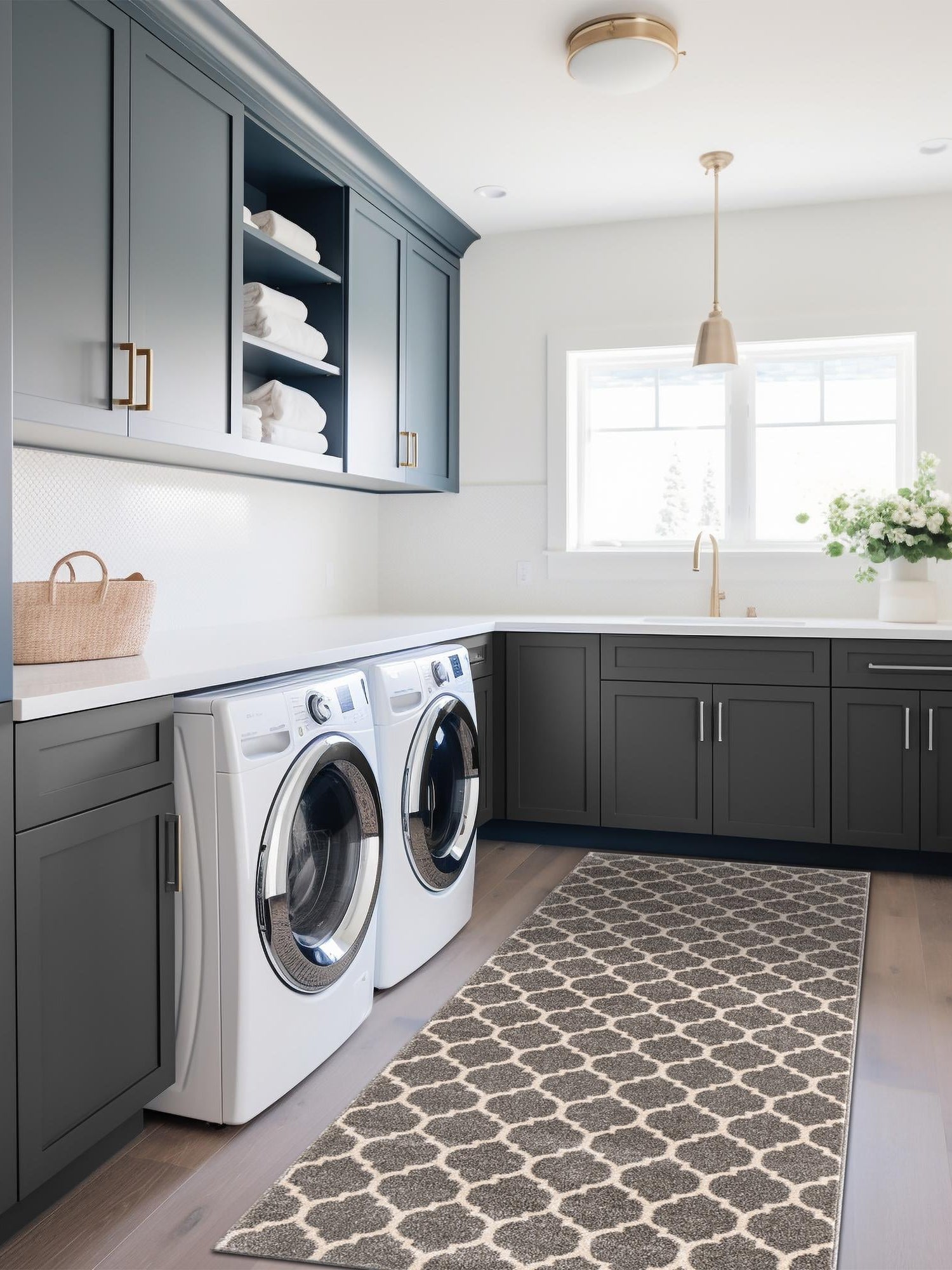 Dark Gray 2' 7 x 16' 5 Trellis Runner Area Rug