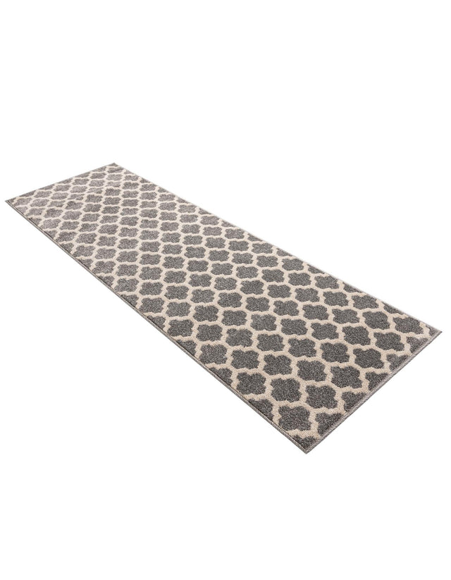 Dark Gray 2' 7 x 8' Trellis Runner Area Rug