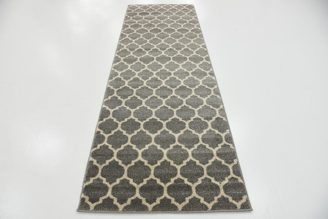 Dark Gray 2' 7 x 8' Trellis Runner Area Rug