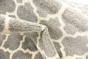 Dark Gray 2' 5 x 8' Trellis Runner Rug