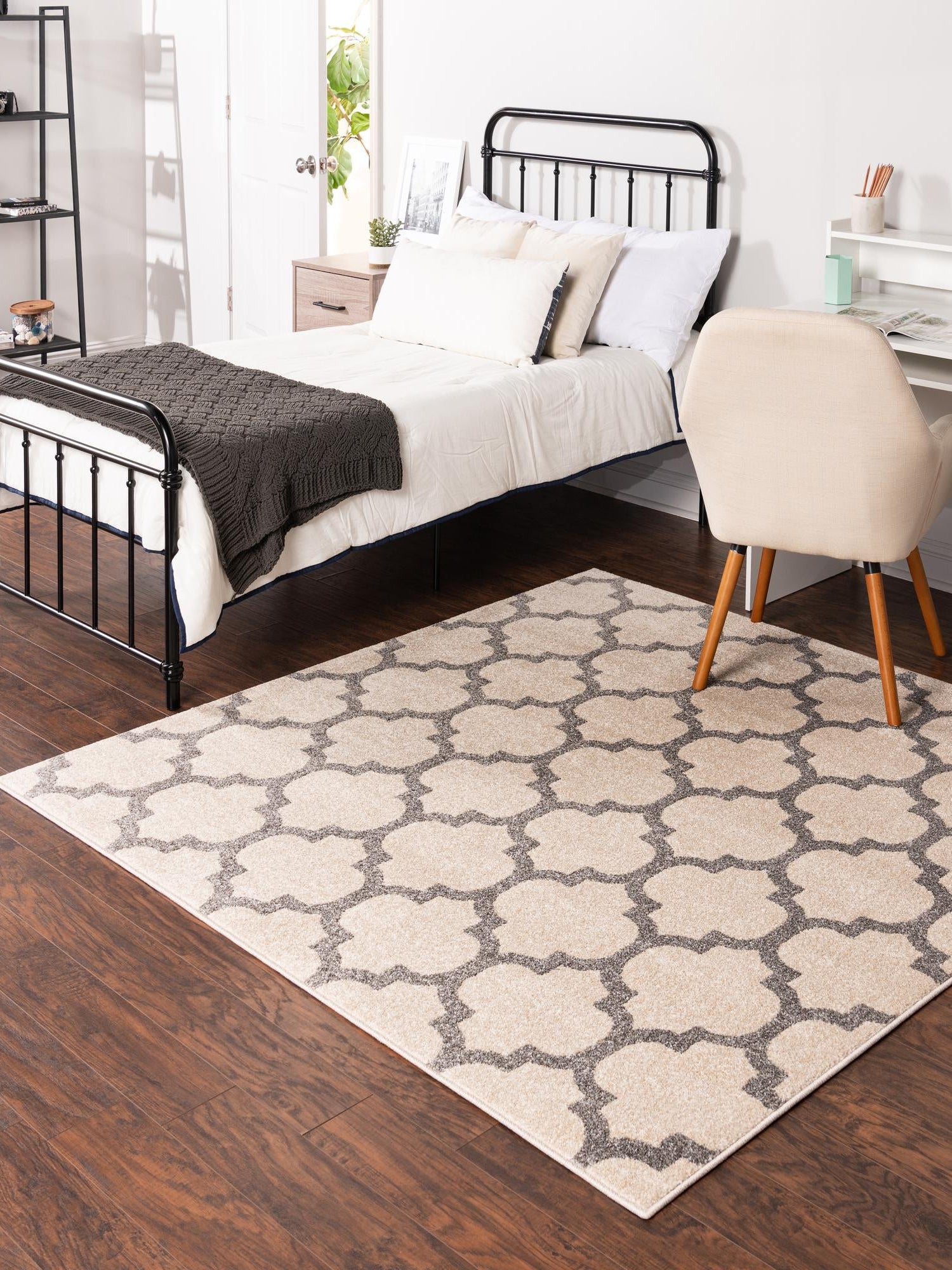 Beige and Gray 10' x 10' Trellis Square Area Rug