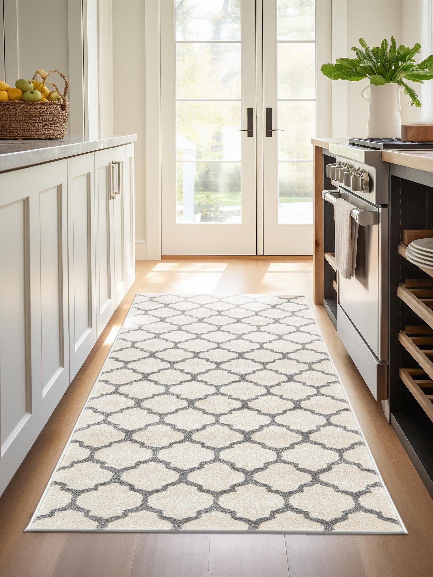 Beige and Gray 2' 7 x 19' 8 Trellis Runner Area Rug