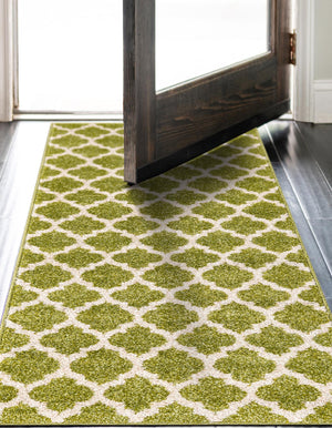 Light Green 2' 7 x 8' Trellis Runner Area Rug