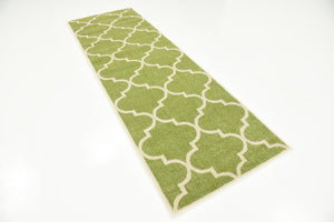 Green 2' 7 x 8' Trellis Runner Area Rug
