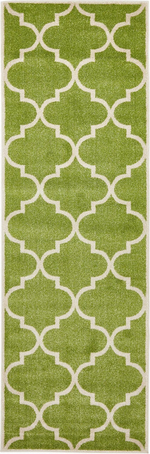 Green 2' 7 x 8' Trellis Runner Area Rug