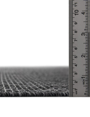 Black 4' 1 x 6' 1 Outdoor Solid Rectangle Rug