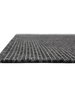 Black 4' 1 x 6' 1 Outdoor Solid Rectangle Rug