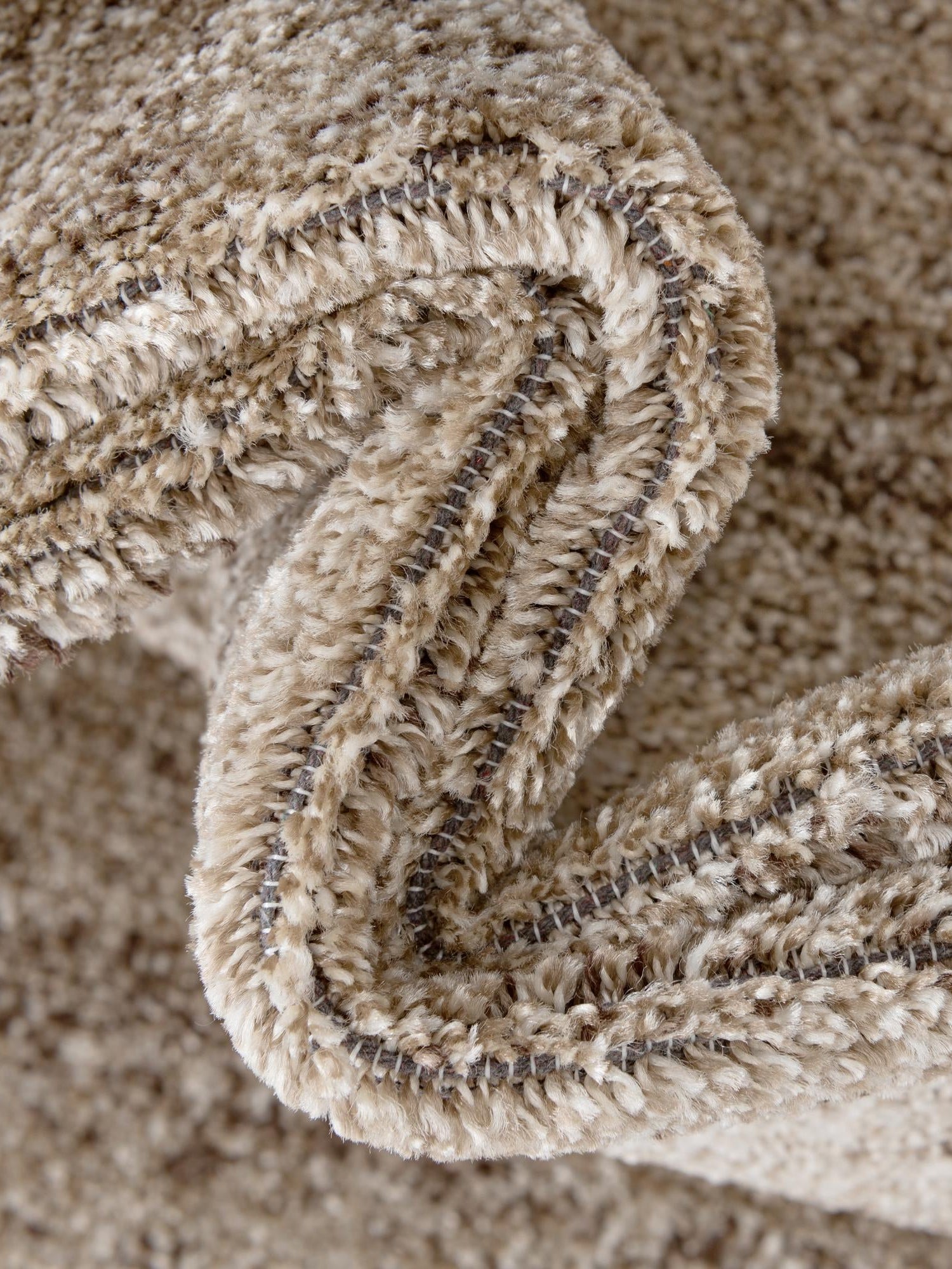 Light Brown 6' 1 x 6' 1 Del Mar Round Area Rug 100% Polypropylene Easy Clean Stain Resistant Vivid Modern Carpet Mat for Home Decor Interior Designing for Sale at Rug Engine