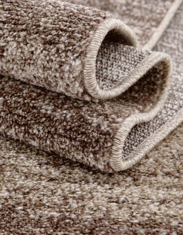 Light Brown 4' 1 x 4' 1 Del Mar Round Area Rug 100% Polypropylene Easy Clean Stain Resistant Vivid Modern Carpet Mat for Home Decor Interior Designing for Sale at Rug Engine