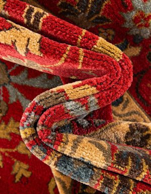 Red 8' x 8' Edinburgh Square Area Rug 100% Polypropylene Easy Clean With Cotton Backing Traditional Classic Design Carpet for Living, Dining Room, Office for Sale at Rug Engine